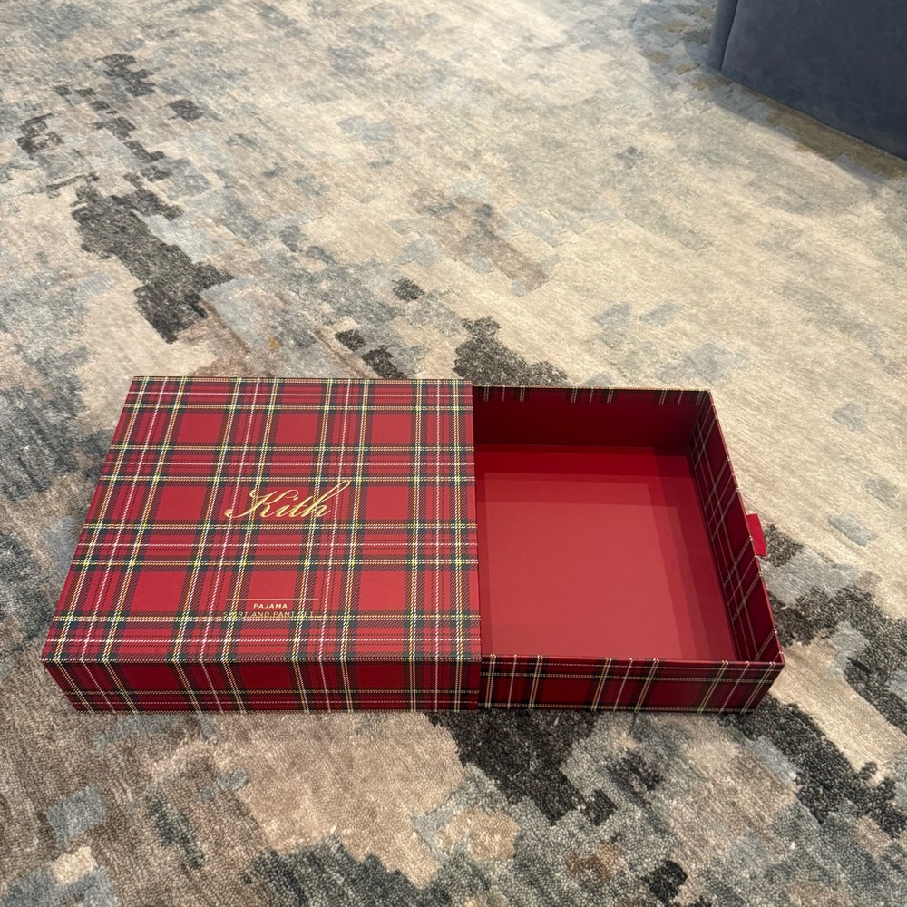 Kith Plaid Empty Pajama Set Box - Picture 2 of 6